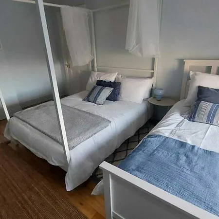 Holiday home Stunning Unique & Elegantly Refurbed Seafront 2bd Dublin